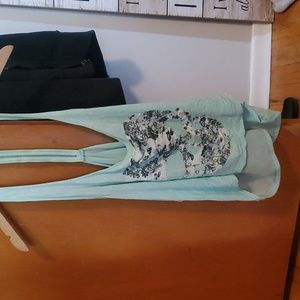 Skull tank topm sheer back size m